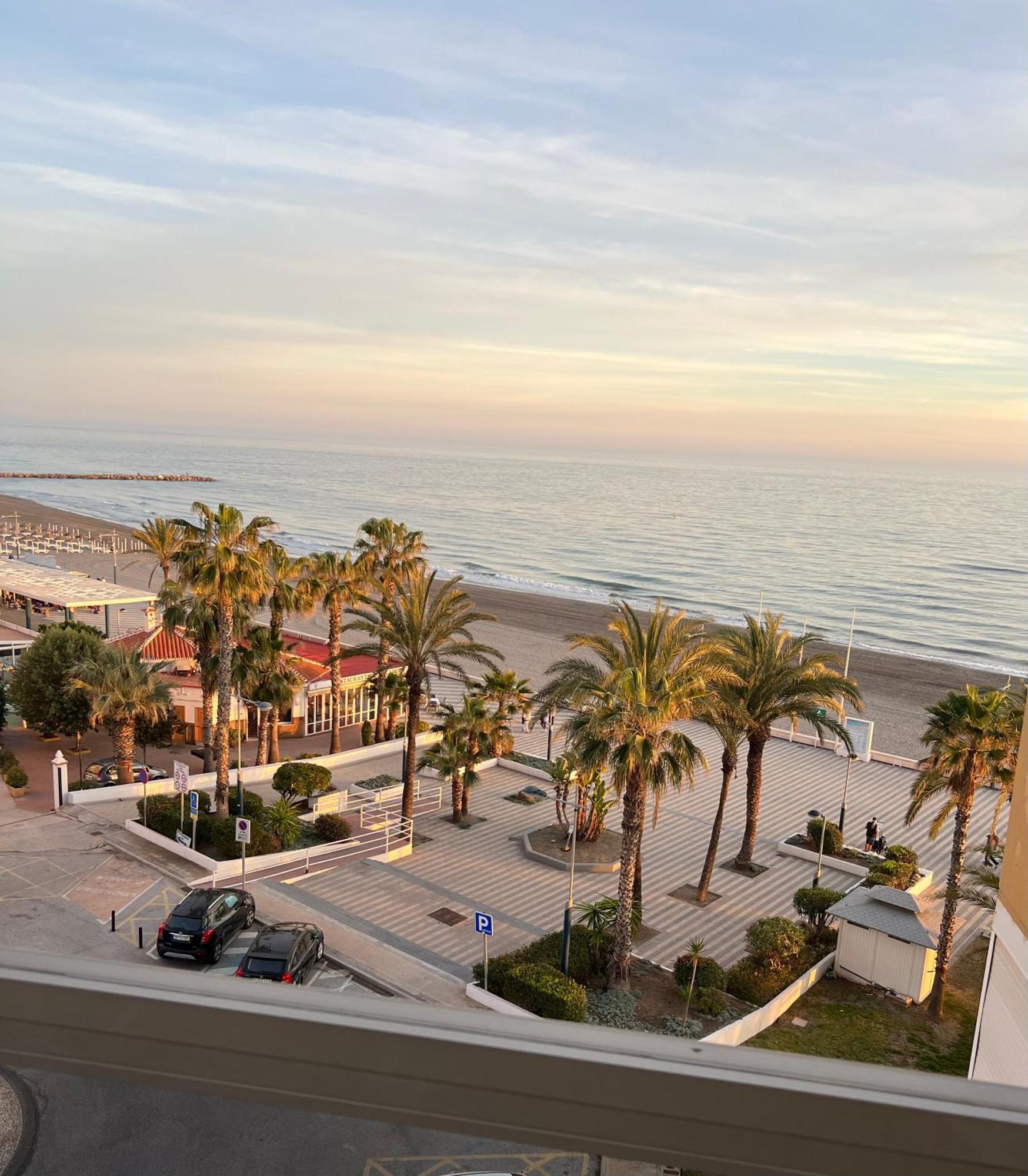 Estudio Mar En Calma, Primera Linea De Playa Con Vistas Al Mar Apartment *